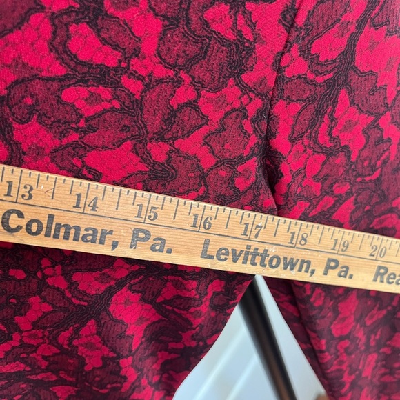 MICHAEL Michael Kors Cinnabar Red and Black Long Sleeve Pullover Dress - Picture 13 of 15